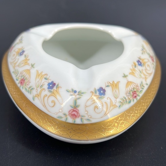 Blumenau Leart Ashtray - Picture 5 of 8